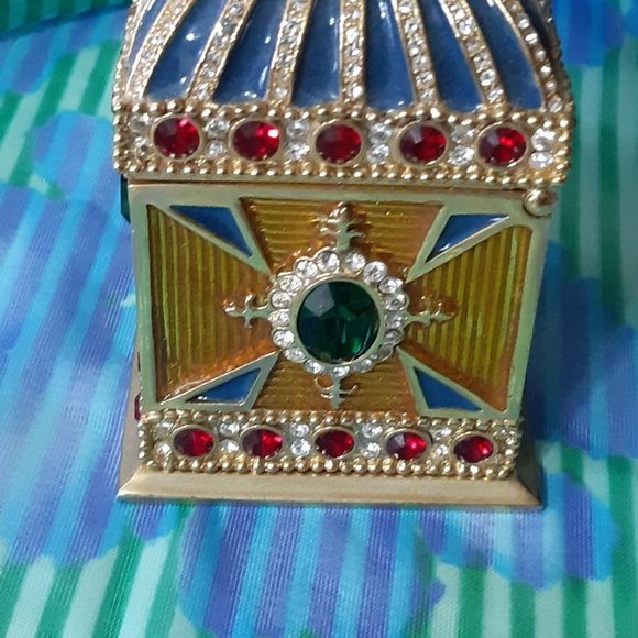 WENDY REED Trinket Box - Picture 2 of 5
